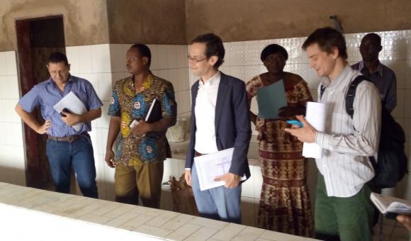 The DGD delegation visiting the Burkina Centre for Physical Medicine and Rehabilitation