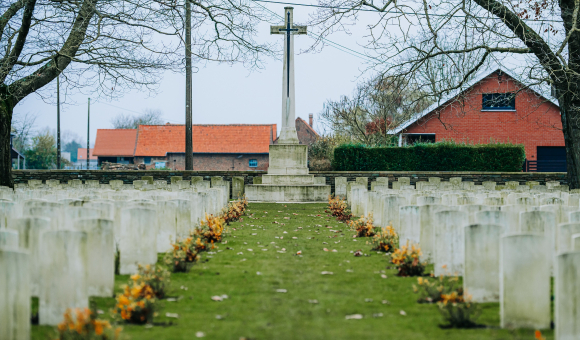Le Strand fait partie des cimetières militaires du Commonwealth à Comines-Warneton © J. Van Belle - WBI