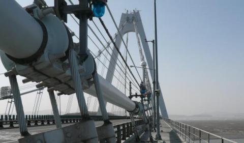 GNSS long bridge monitoring system by CGEOS
