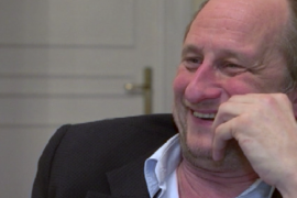 « Ne venez pas en Wallonie » par Benoît Poelvoorde « Ne venez pas en Wallonie » par Benoît Poelvoorde. Découvrez l'interview de l'acteur à l'ocassion de la sortie de son nouveau film " Les Rayures du Zèbre "